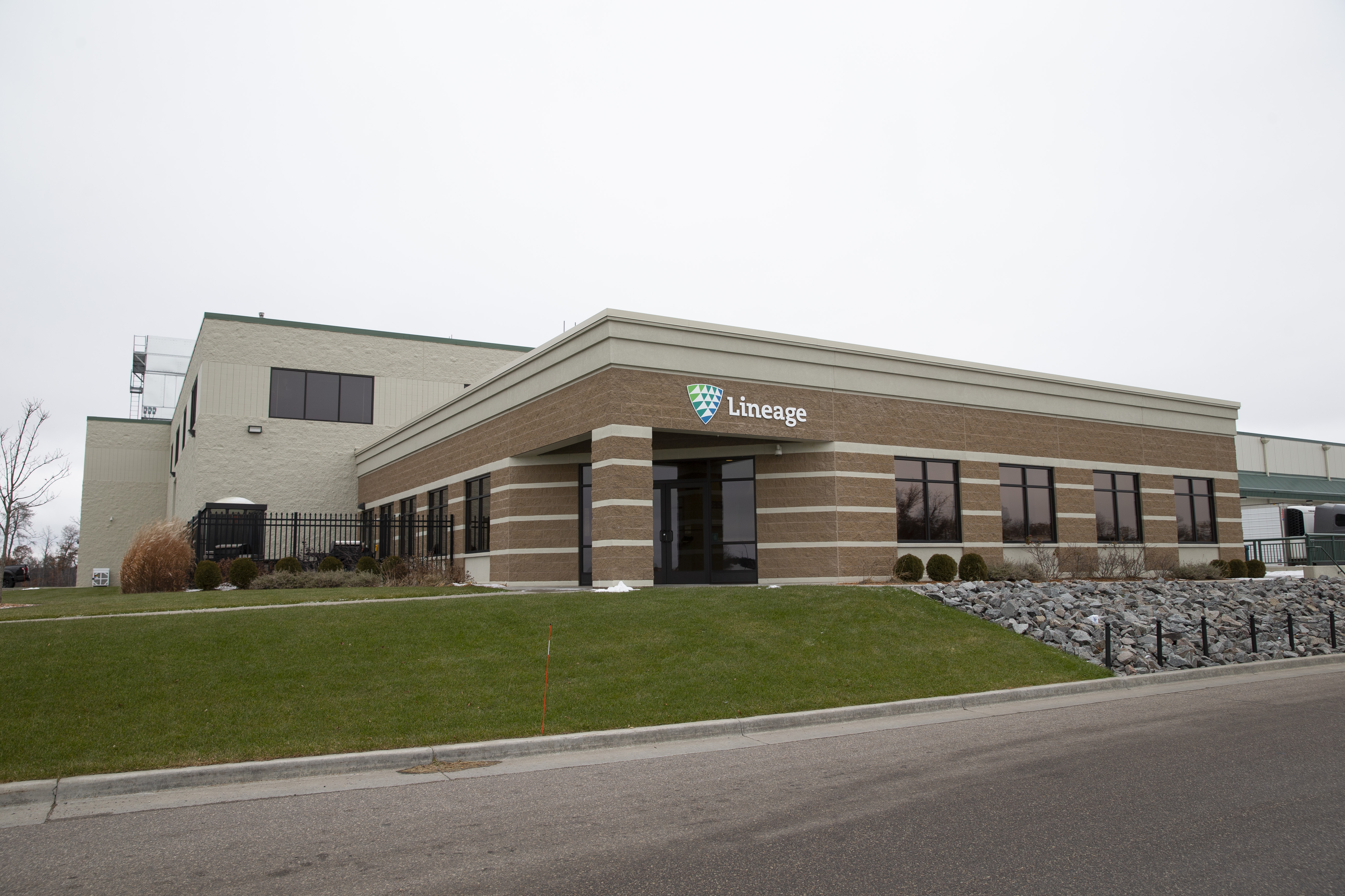 Foto exterior de las instalaciones de Lineage en Stevens Point