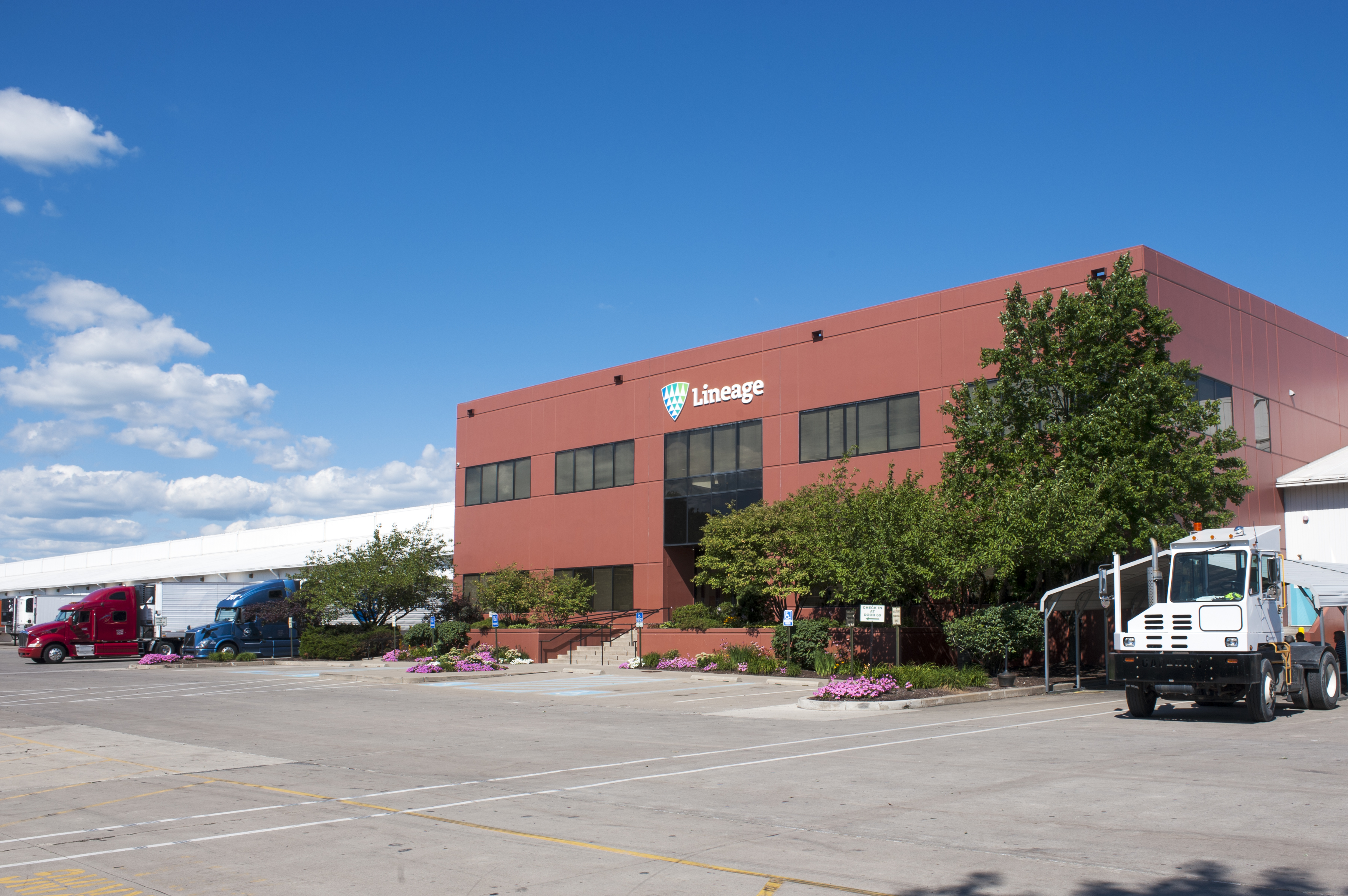 Foto exterior de las instalaciones de Lineage en Allentown