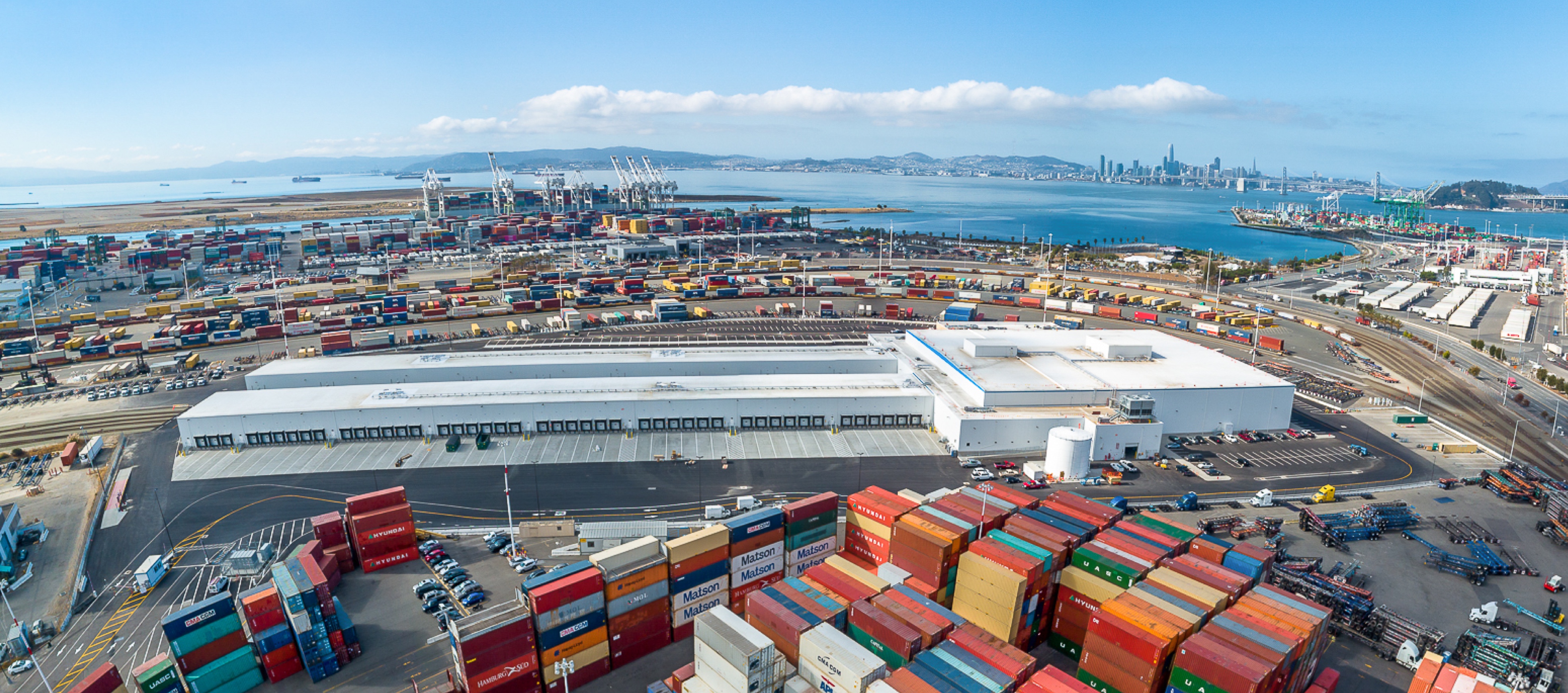 Lineage Entrepôt d’Oakland