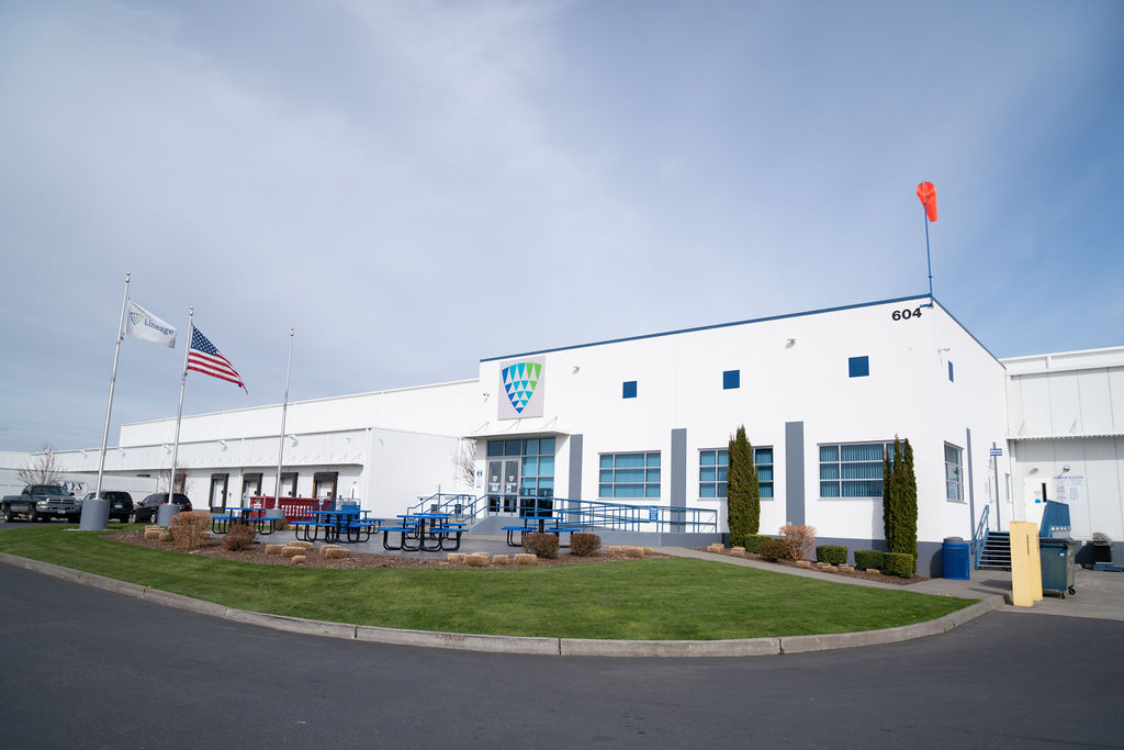 Photographie aérienne d’un entrepôt frigorifique