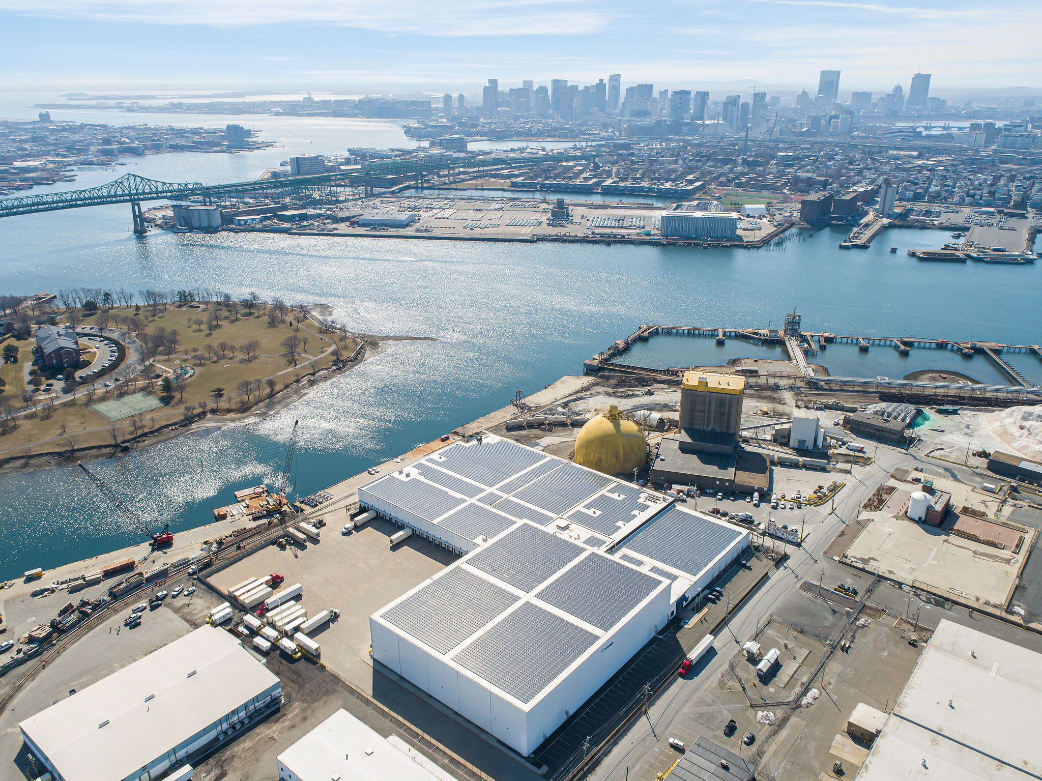 fotografía aérea de un almacén frigorífico