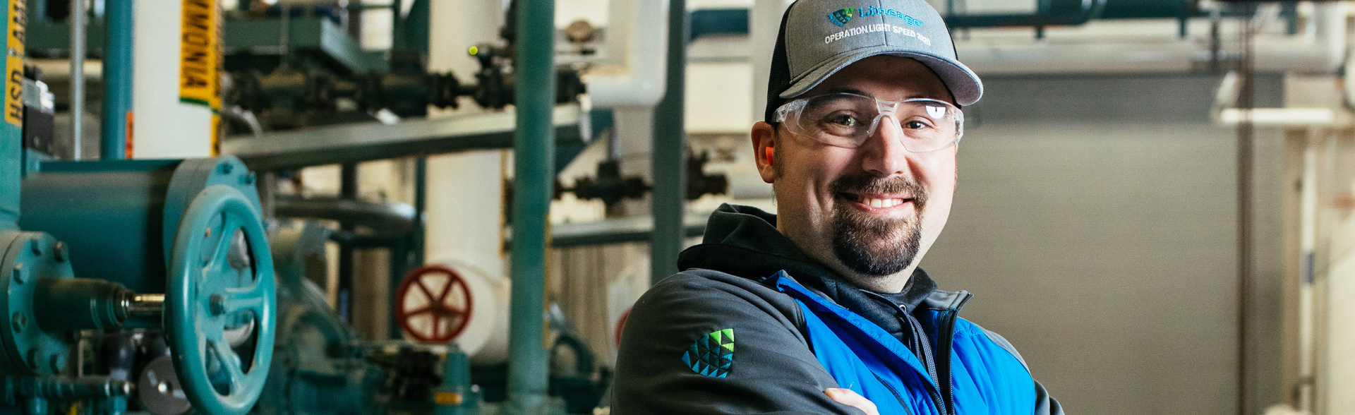 miembro del equipo sonriente