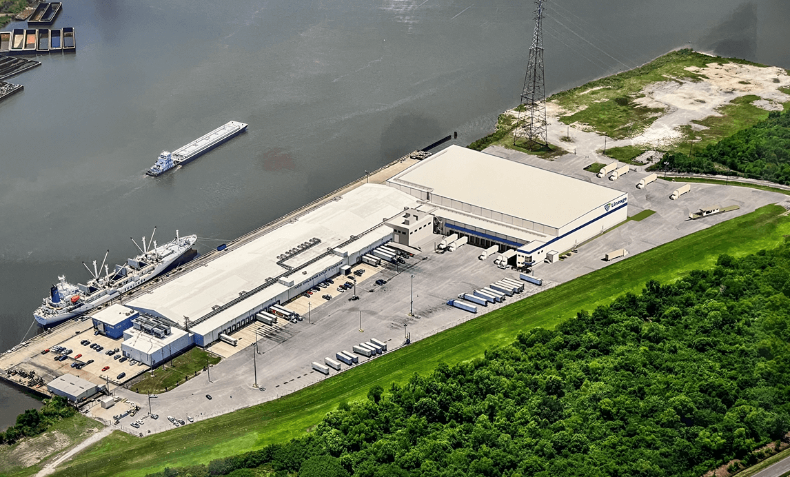 Vista del almacén frigorífico de Lineage en Jourdan Road, en el puerto de Nueva Orleans.