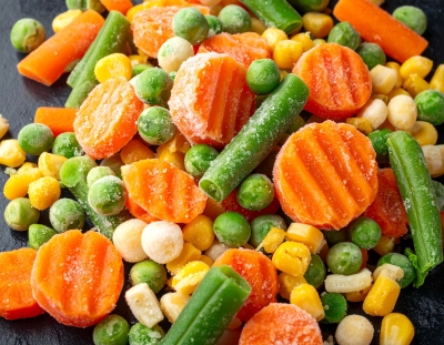 Reduced ice crystal formation in frozen vegetables including carrots, peas and corn, helping preserve texture, color and food quality during blast freezing.
