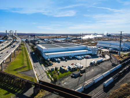 Lineage warehouse facility in the Northeast United States