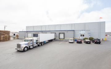 Exterior photo of Lineage's Watsonville - Walker facility