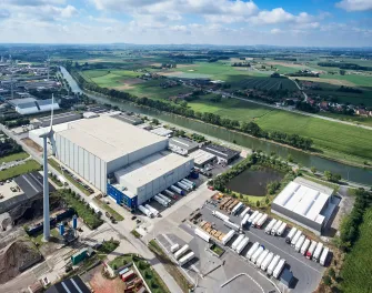 Prise de vue aérienne de l’entrepôt d’Ypre, Belgique