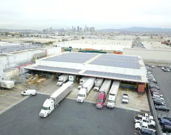 Lineage Extérieur de l’entrepôt Vernon 6 à Vernon, en Californie