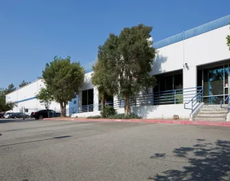 Exterior of Lineage’s Rialto facility in Bloomington, CA