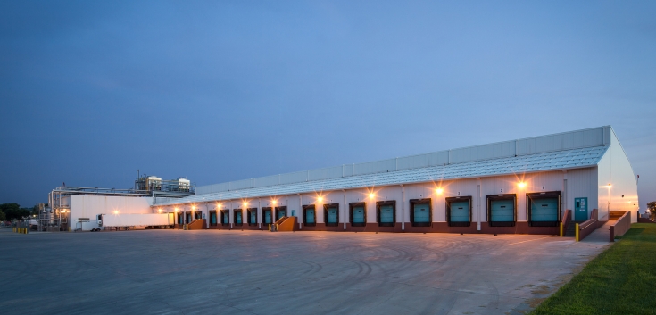 Exterior photo of Lineage's Omaha - Gomez facility