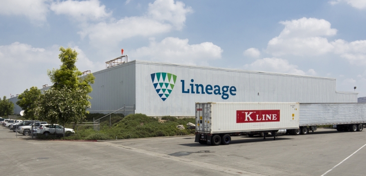 Exterior photo of Lineage's Riverside 1 facility