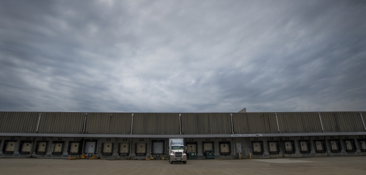 Exterior photo of Lineage's Chester - Supply Chain facility