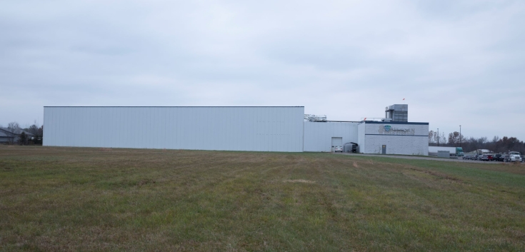 Exterior photo of Lineage's Boonville facility