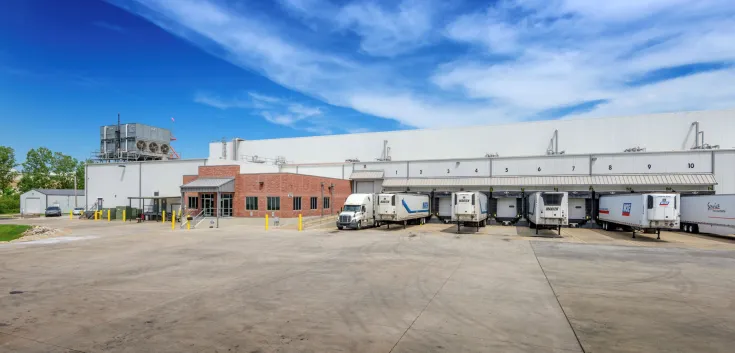 Foto exterior de las instalaciones de Lineage en Arlington