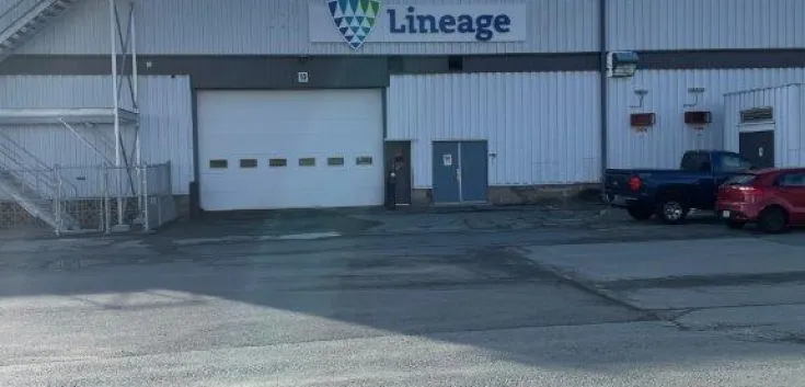 Extérieur de Lineage entrepôt frigorifique à Dartmouth, Nouvelle-Écosse