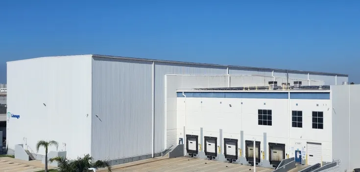 Exterior shot of Lineage’s Vernon 10 cold storage warehouse at 2100 E. 55th Street