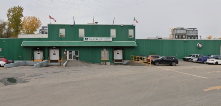 Exterior of Lineage’s Laval, Quebec cold storage facility