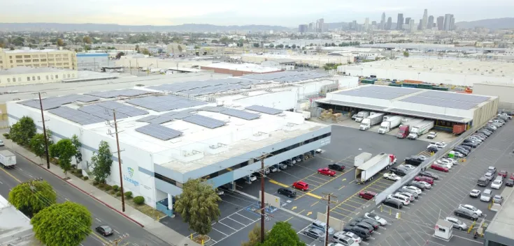 Front view of Lineage’s Vernon 5 facility near downtown Los Angeles