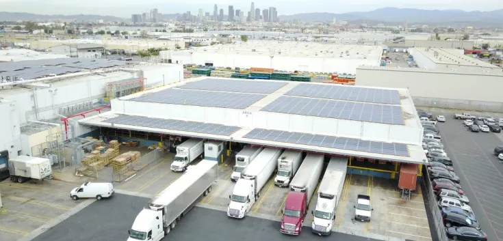 Lineage Vernon 6 warehouse exterior in Vernon, California