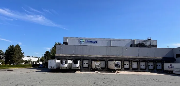 Exterior de Lineage Instalación de almacenamiento frigorífico en Delta - 1588 Cliveden, Columbia Británica