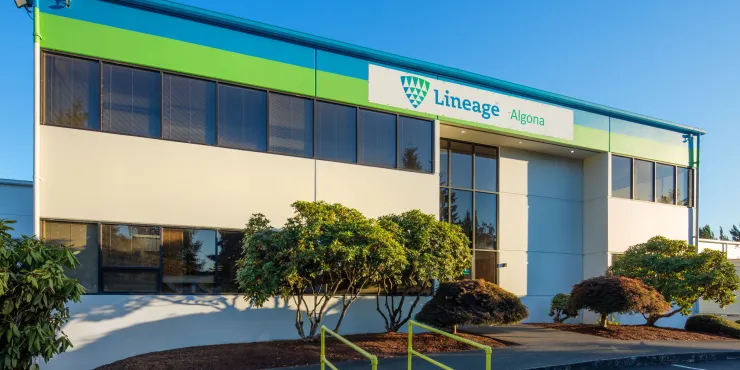 Foto de la entrada principal a las instalaciones de Algona