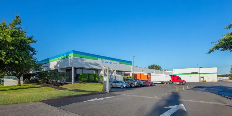 Exterior photo of Lineage's Tacoma, WA facility