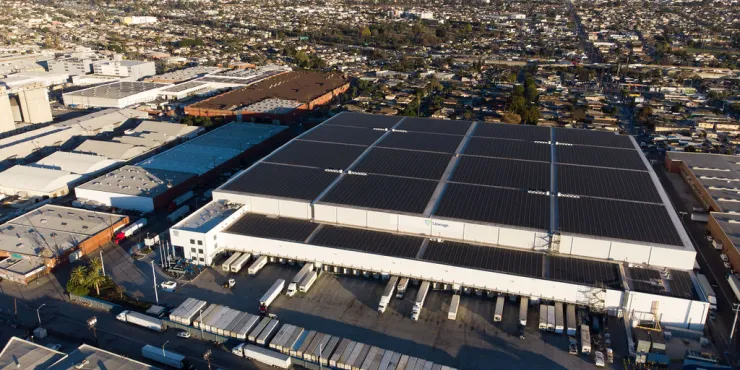 Vue extérieure de Lineageentrepôt frigorifique de Los Palos à Los Angeles, en Californie