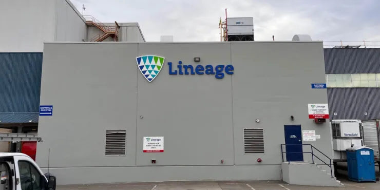 Imagen de las instalaciones de almacenamiento con control de Lineage .