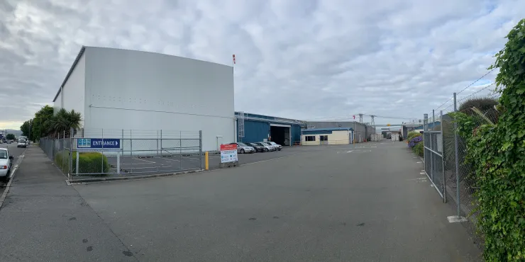 Imagen de las instalaciones de almacenamiento con control de Lineage .