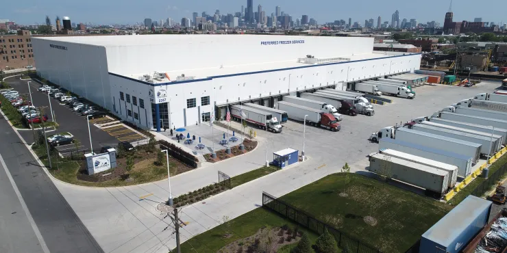 Foto aérea de las instalaciones Lineage en Chicago - South Wood.