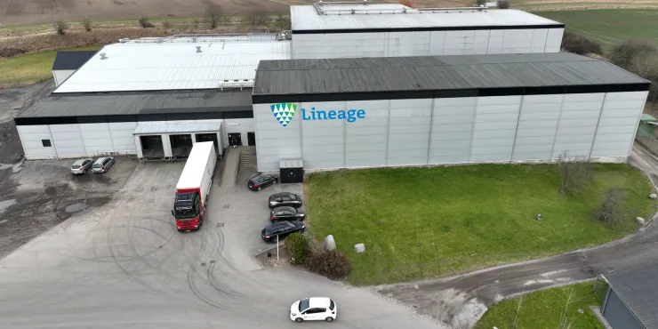 Imagen de las instalaciones de almacenamiento con control de Lineage .