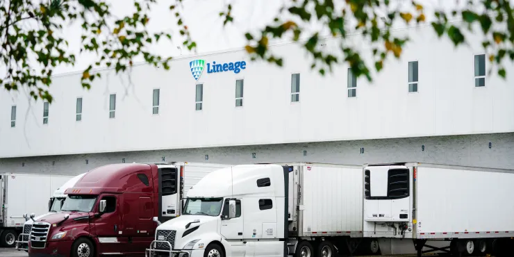 Imagen de las instalaciones de almacenamiento con control de Lineage .