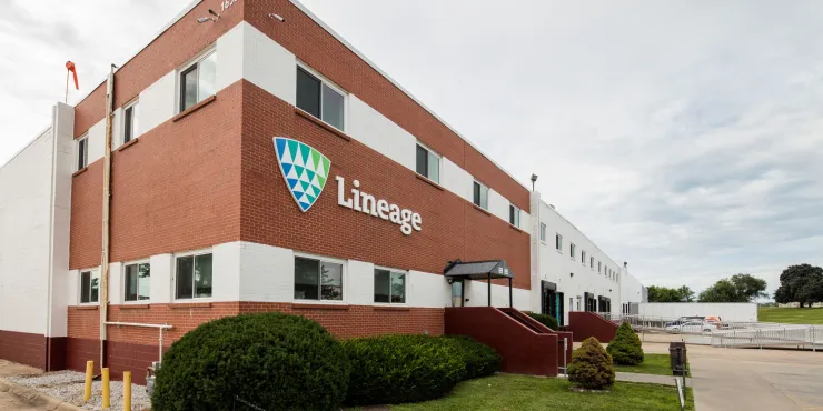 Photo de l’entrée principale de l’installation de Des Moines