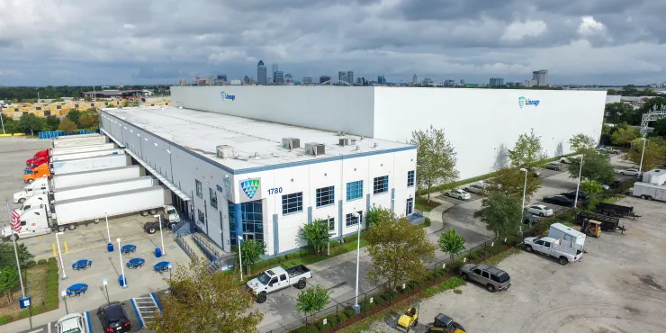 Lineage Image de l’installation d’entreposage à température contrôlée