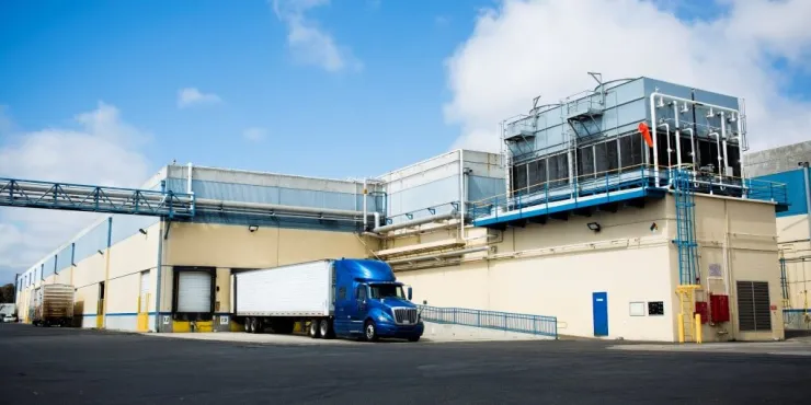 Lineage Image de l’installation d’entreposage à température contrôlée