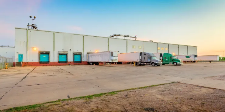 Foto exterior de las instalaciones de Lineage en Jackson