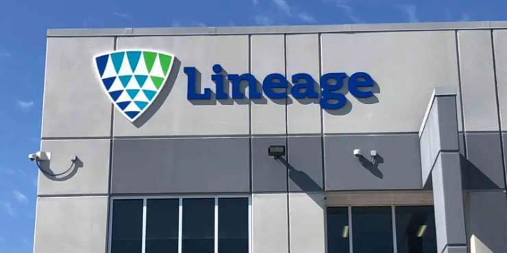 Imagen de las instalaciones de almacenamiento con control de Lineage .