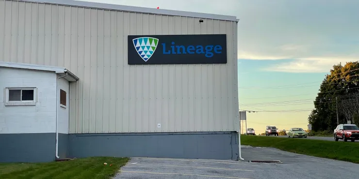 Imagen de las instalaciones de almacenamiento con control de Lineage .