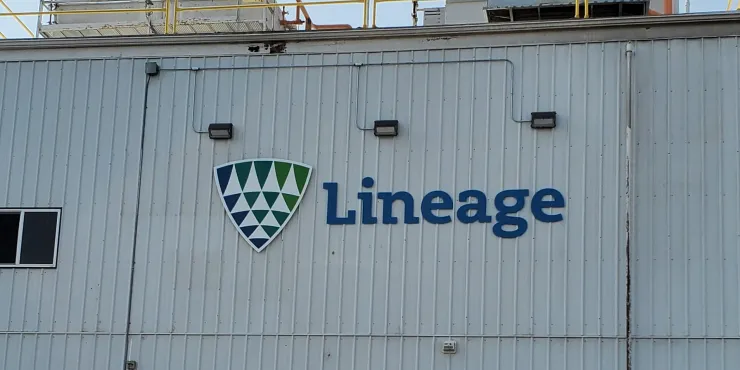 Imagen de las instalaciones de almacenamiento con control de Lineage .