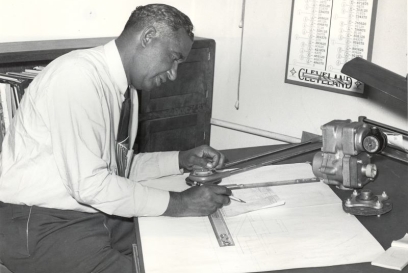 Frederick McKinley Jones played an important role in the history of the cold chain when he invented the automatic refrigeration system for long haul trucks in 1938.