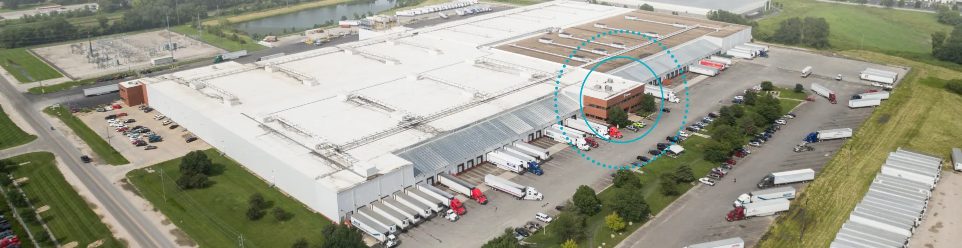 Banner image of Lineage facility in Minnesota in the Great Plains of the US.