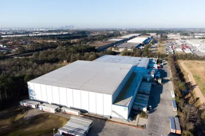 foto aérea de un almacén frigorífico en Houston, TX