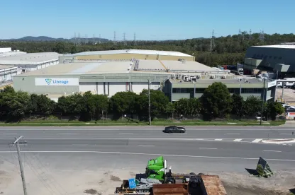 photo aérienne de l’entrepôt frigorifique 
