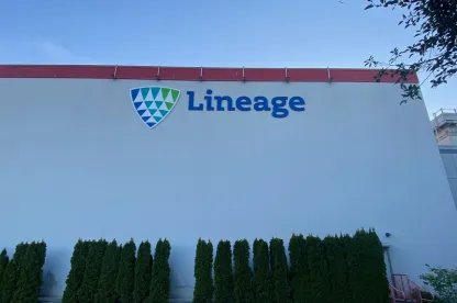Exterior del almacén frigorífico de Lineageen Abbotsford (Columbia Británica)