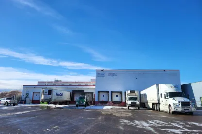 Extérieur de Lineage entrepôt frigorifique à Edmonton, Alberta