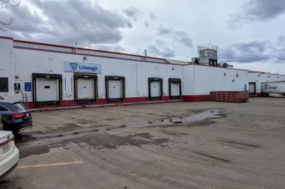 Extérieur de Lineage entrepôt frigorifique à Edmonton-Sud, Alberta