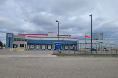 Exterior of Lineage cold storage warehouse in Lethbridge, Alberta