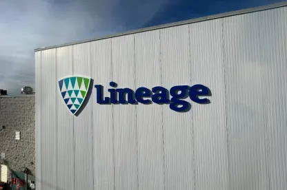 Exterior of Lineage’s Saint-Laurent – Chemin Saint-François cold storage facility